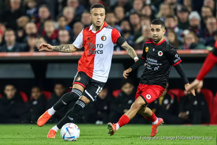 Feyenoord als koploper winterstop in na ruime zege op Excelsior