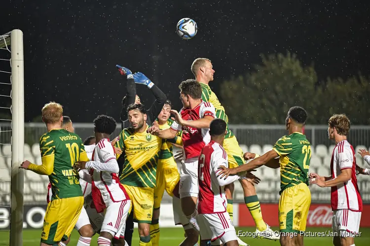 ADO Den Haag laat koppositie glippen na gelijkspel bij hekkensluiter Jong Ajax