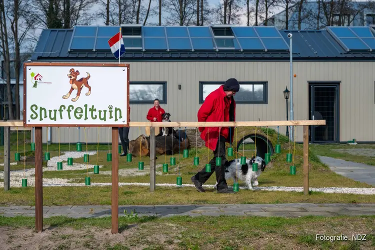 Eerste Snuffeltuin in Wassenaar geopend bij Stichting Nationale Dierenzorg