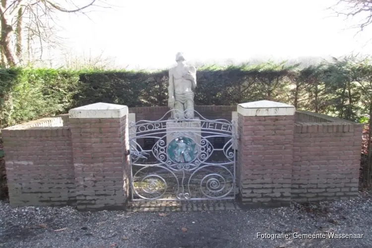 Herdenking bij oorlogsmonument Schouwweg op zaterdag 4 mei