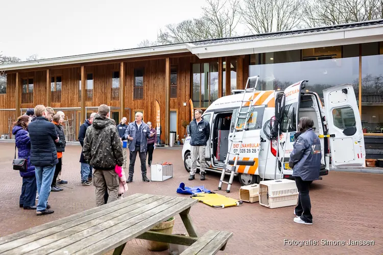 Neem een kijkje achter de schermen van Dierenambulance Den Haag