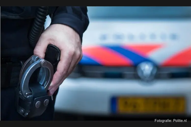 Man (62) aangehouden na mogelijke bedreiging met vuurwapen in Voorschoten