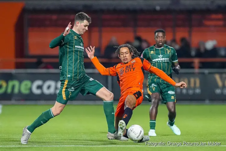 Koploper FC Volendam in eigen huis onderuit tegen ADO Den Haag